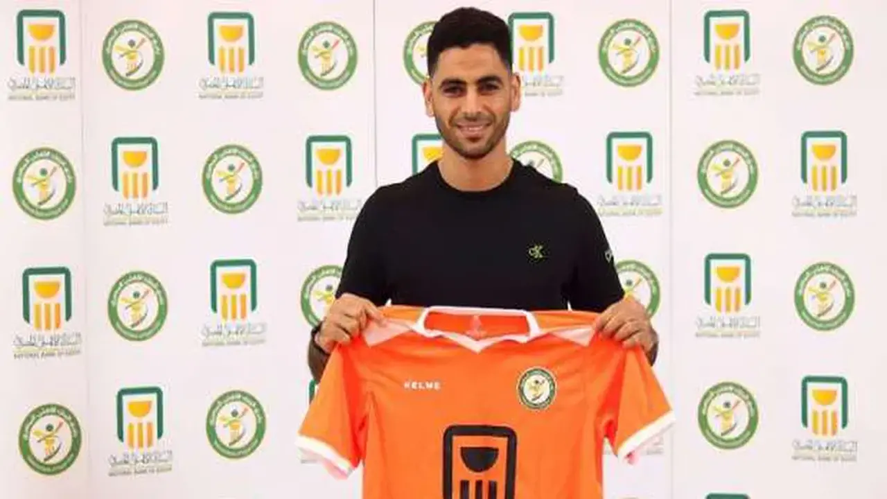 حسم البنك.. مصير صفقة الجزار للأهلي يناير 2026 مع تمسك توروب